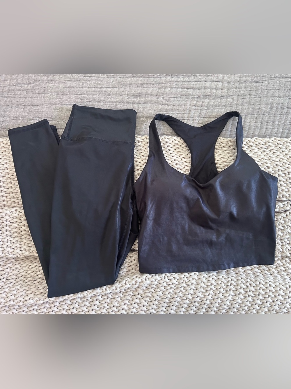Fabletics Black Shine Set